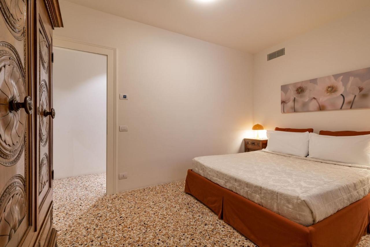 Sensale Apartment Venesia Bagian luar foto